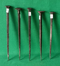 LOTTO 5 ANTICHI CHIODI