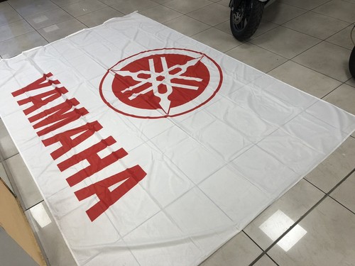 Yamaha bandiera bianca