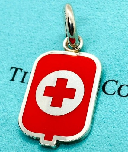 Ciondolo ciondolo medico croce