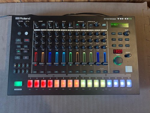 Roland rhythm performer - roland, tr-8s
