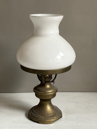 Lampada a petrolio - a,