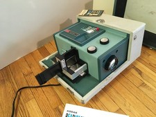 **PROIETTORE VINTAGE MCM KODAK