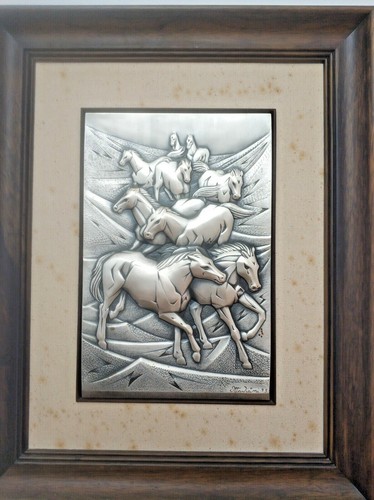 Quadro con bassorilievo - , su