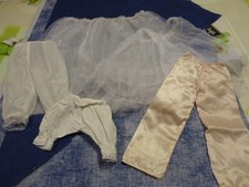 Lotto Vestiti poupée2jupons