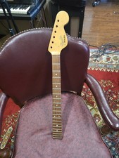 Fender Malibu bullone per