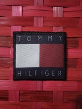 Logo Toppa Tommy Hilfiger con tessuto a ricamo e stampa Dimensioni 6x6,5cm. 