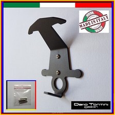 Hanger wall - ,