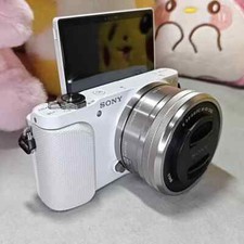 Sony Alpha NEX-3N 16.1 MP