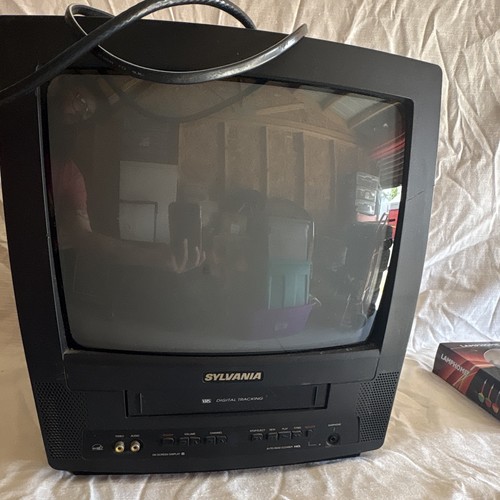 Sylvania src2213 crt vcr - sylvania,