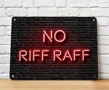 No Riff Raff Asta Insegna -
