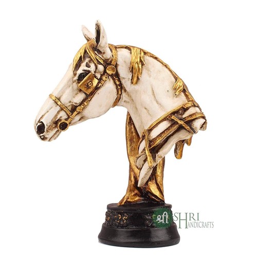 Statua testa cavallo fatta - testa,