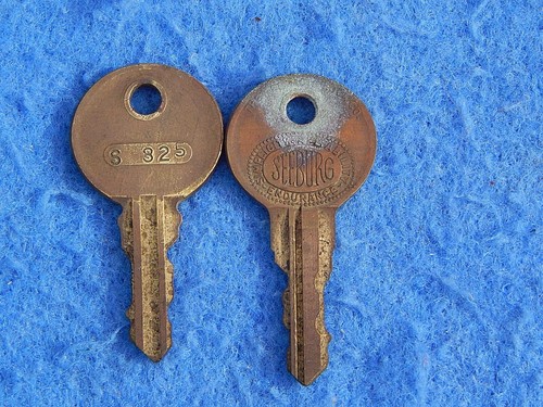 Seeburg key 325 - seeburg,