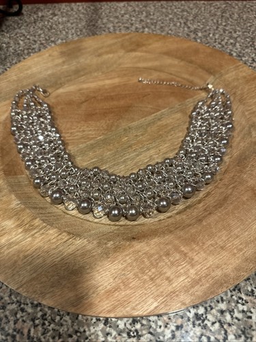 Collana con colletto