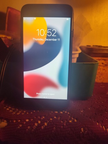 Phone 7 - i,