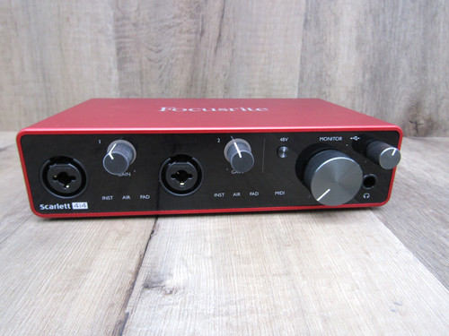 Focusrite scarlett 4i4 - focusrite,