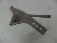 ALZACRISTALLO DX A 1 BRACCIO FIAT OM ORSETTO U.T. 40/35 40 MIR 30/34B OE 9050667