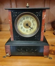 Orologio Da Tavolo In Marmo