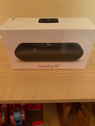 Beats pill - +, (plus)