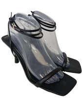 ZARA Sandalo con cinturino e