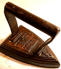 ANTICO FERRO DA STIRO IN