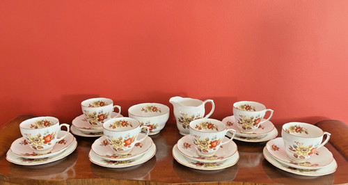 Stunning vintage duchess - stunning,
