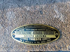 VECCHIA TARGHETTA  MACCHINE AGRICOLE ATREZZI RURALI AGRARIA GIULIANA TRIESTE