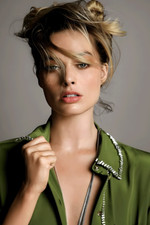 Margot Robbie Sexy Hot Photo