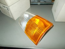 FRECCIA FANALINO ANTERIORE SINISTRA VOLVO 740 760 82-90 ARIC 11732000