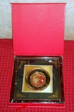 PIATTINO INCORNICIATO 22x22 CON DRAGO CINESE DORATO.