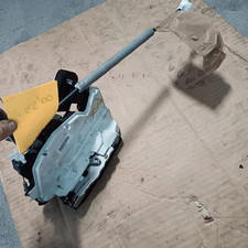 Serratura porta post. SX SKODA