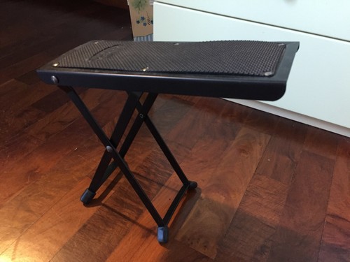 Poggiapiede per chitarra - poggiapiede,