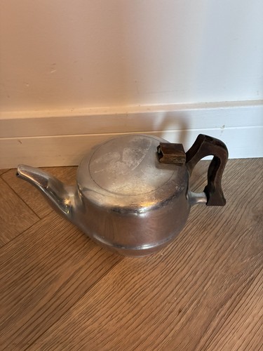 Rare vintage pint tea - rare,