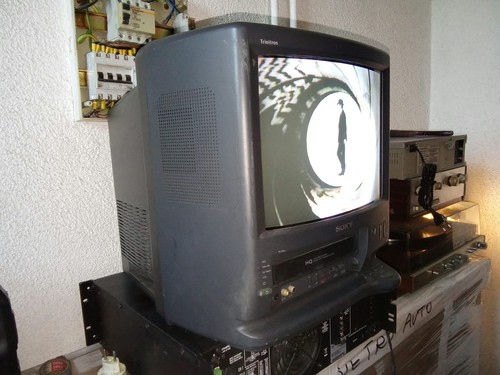 Sony trinitron crt - sony,