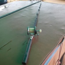 Mulinello Penn Senator Stand