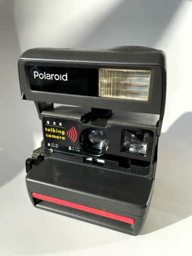 Rara fotocamera istantanea