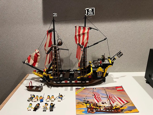 Lego pirates black - pirates, seas