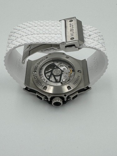 Black and white straps hublot - white,