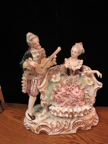 Figurina porcellana violinista - porcellana,