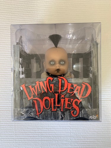 Mezco sybil living dead - mezco,
