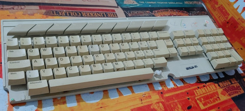 Atari tastiera interna con - tastiera,