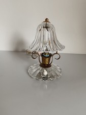 Lampada da tavolo di metà