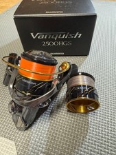 Mulinello da spinning Shimano Vanquish 2500HGS con bobina C3000S usato ottimo