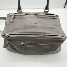 GIVENCHY Pandora F1211338