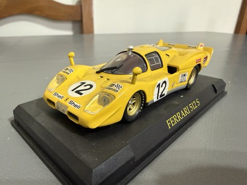 Die cast modellino auto - 1/43,