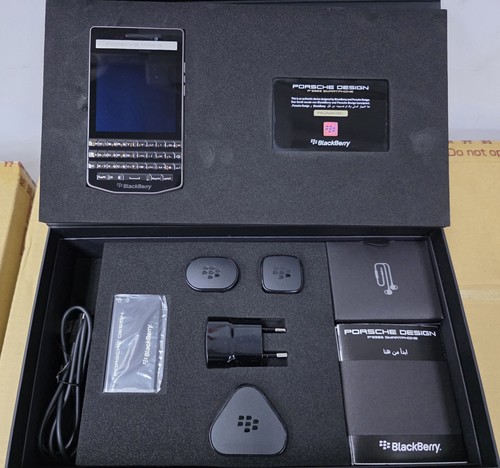 Blackberry porsche design - porsche,