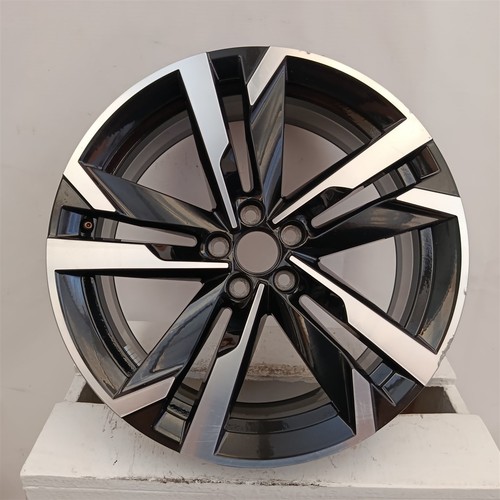 Skoda scala 657 pollici 7j - 657,