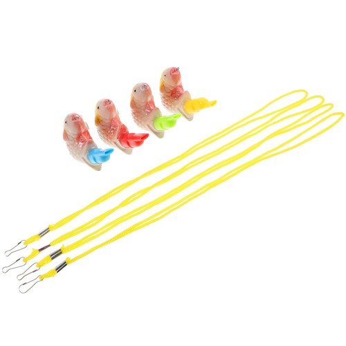 Pezzi fischietti in - , di