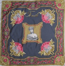 - Sciarpa FENDI 100% seta