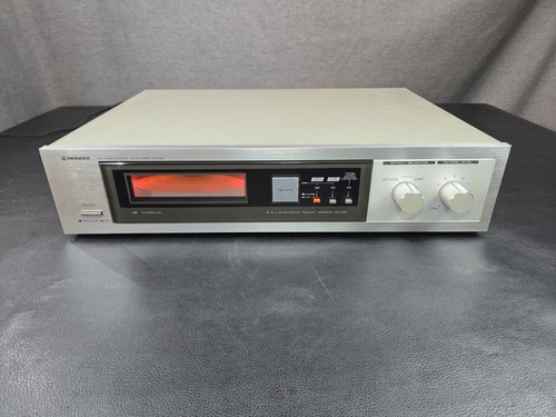 Amplificatore riverbero stereo