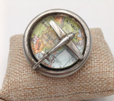 MEDAGLIONE METALLO CARTINA GEOGRAFICA CON AEREOPLANO - DA RECUPERO - ANNI '70